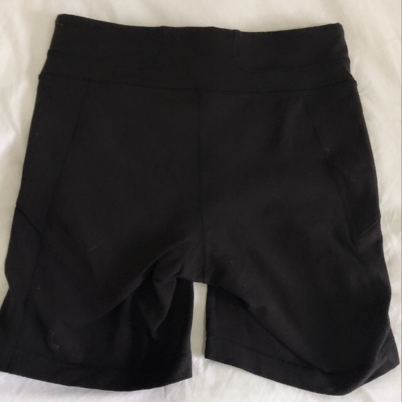 Lolë black high-waist biker shorts - Picture 5 of 9